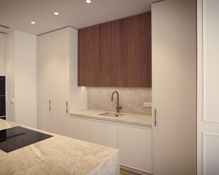 Cocina a medida de Alcasa en CHVLC